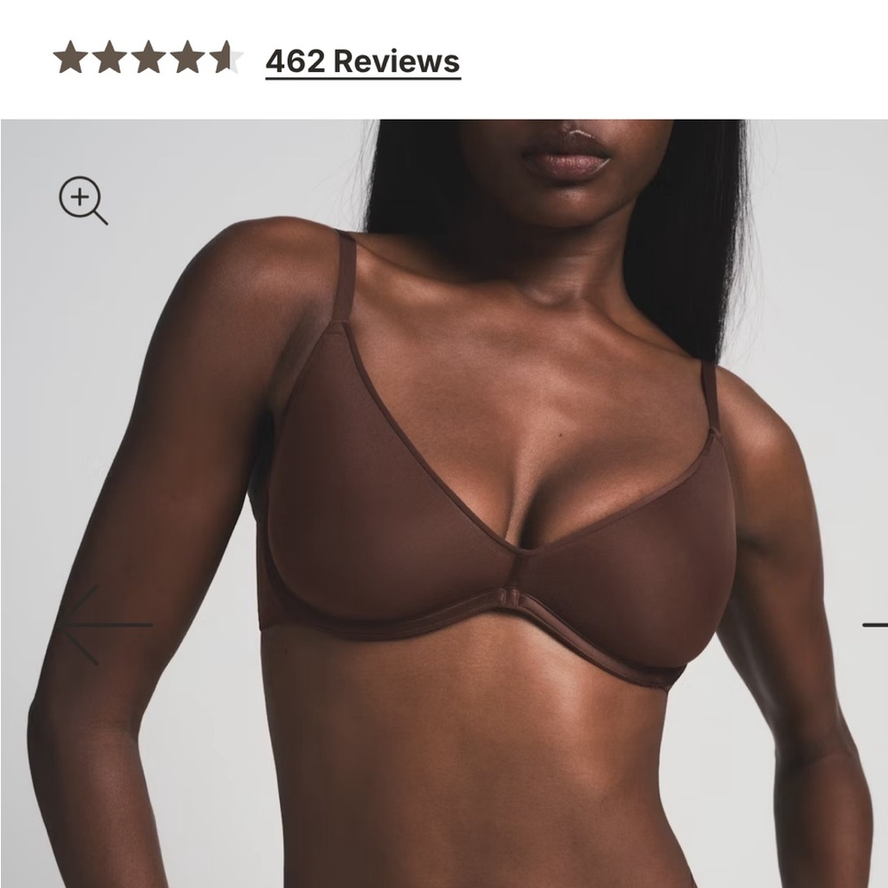 NWT SKIMS Black WEIGHTLESS SCOOP BRA